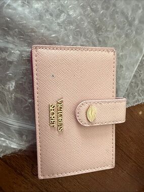 Victoria's Secret Light Pink Saffiano Card Holder with Gold Kiss Snap